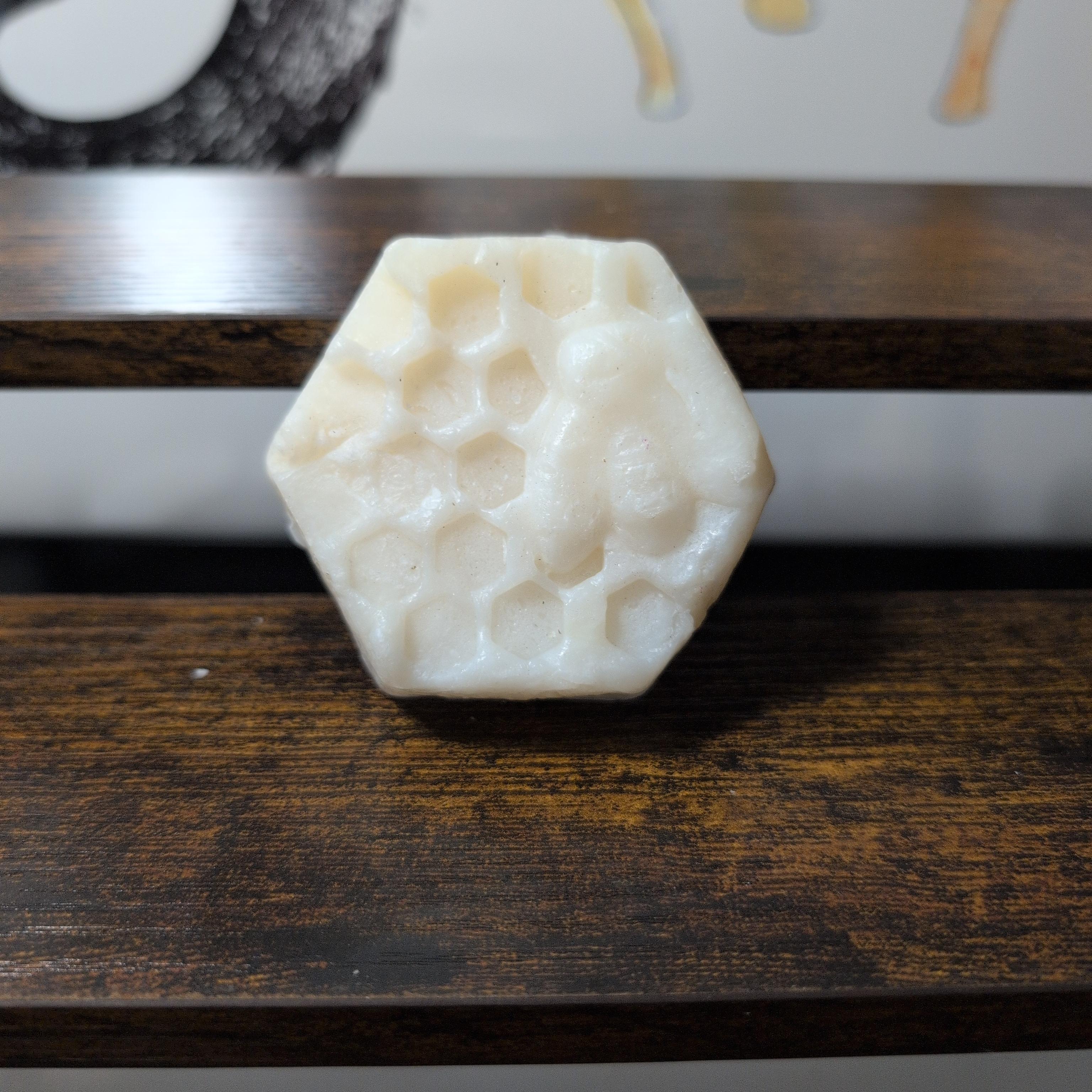 Honey Beef Tallow Hexagon